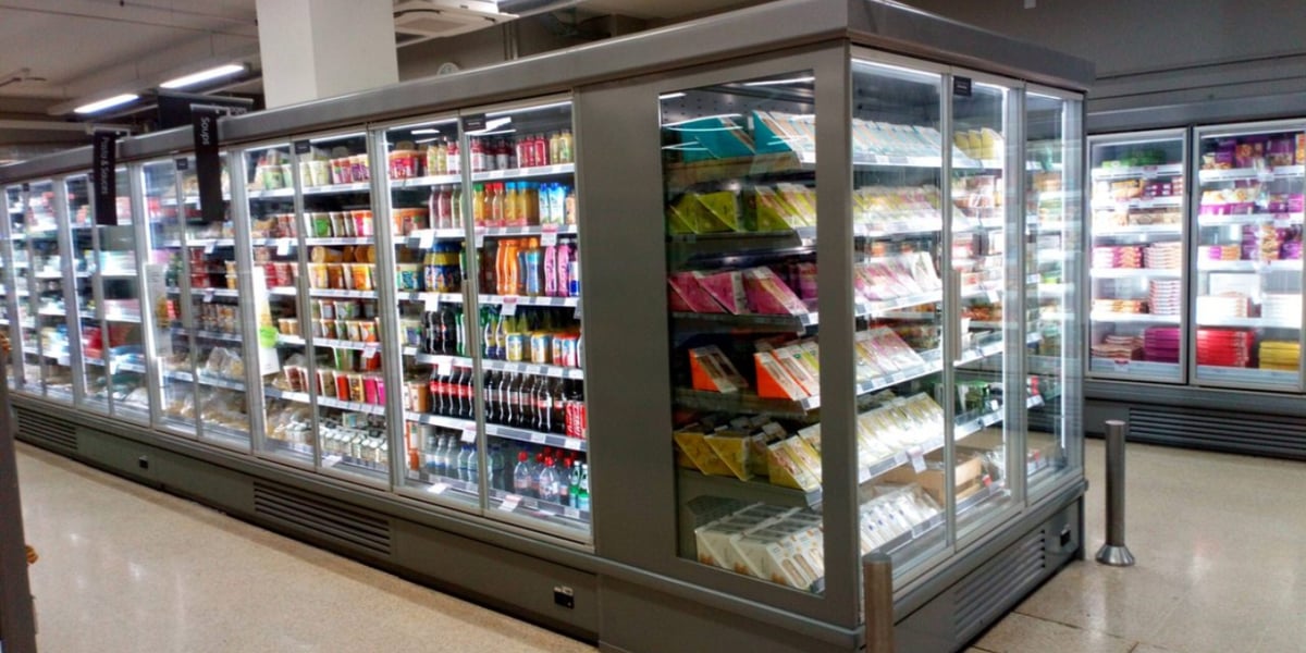 A grocery refrigerator that offers climate regulation