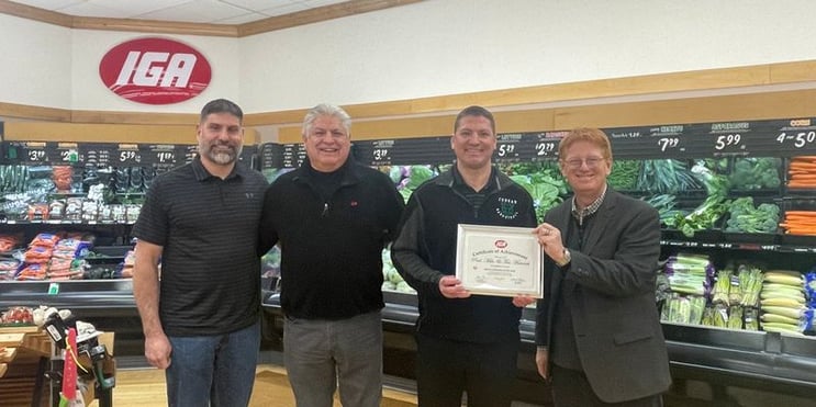 Columbus IGA receives award